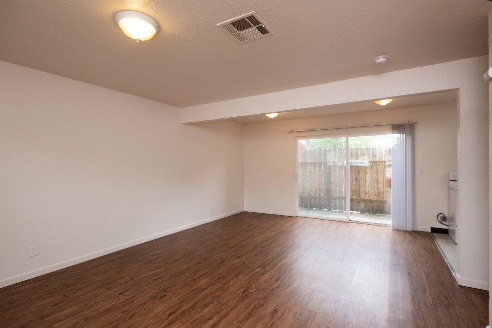 Slideshow // Image 8